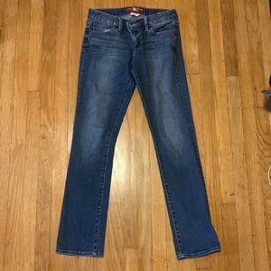 Lucky brand straight blue jeans